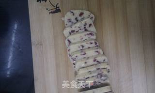 烘焙门外妞的伪烘焙处女秀——蔓越莓饼干的做法步骤:8