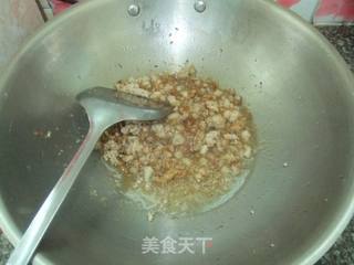 炒三丁(玉米胡萝卜炒肉末)的做法步骤:5