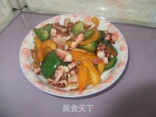 鱿鱼头炒彩椒的做法步骤:7