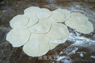 荠菜水饺的做法步骤：11