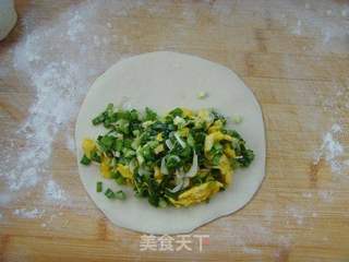 韭菜盒子的做法步骤:8