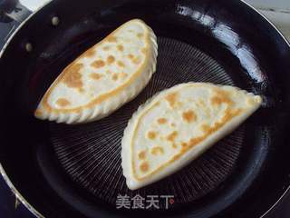 韭菜盒子的做法步骤:11