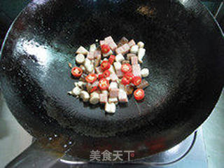 富有春天气息的简易小炒-----家常炒豆腐的做法步骤:8