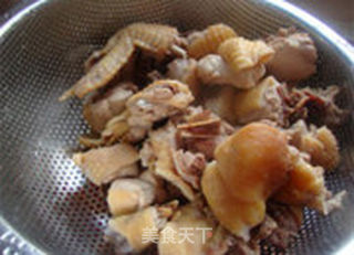 挑战美食的原味极限---江西三杯鸡的做法步骤:4