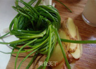挑战美食的原味极限---江西三杯鸡的做法步骤:6