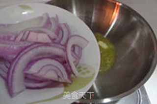 黑胡椒番茄培根炒意面的做法步骤:5