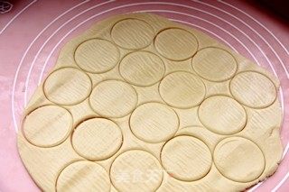 童趣十足的小点心——娃娃饼干的做法步骤:4