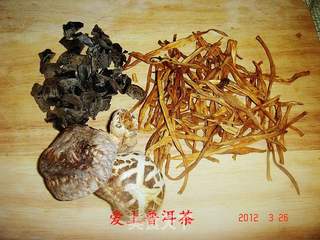 早餐豆腐脑的做法步骤：1