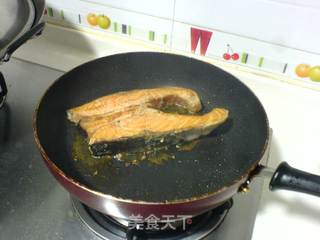 泰汁三文鱼的做法步骤:4
