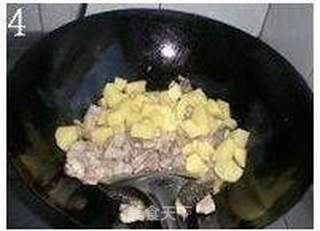 土豆蘑菇烧肉的做法步骤:4