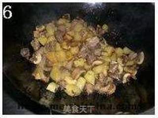 土豆蘑菇烧肉的做法步骤:6