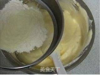 一叶飘香的“金玫瑰海绵蛋糕”的做法步骤:6