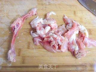 黄金脆底奥尔良鸡腿披萨的做法步骤:2