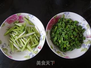 湘西泡菜之腌大蒜的做法步骤：2