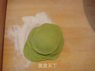 让餐桌多点春季养生蔬菜——小白菜木耳翡翠饺子的做法步骤:10