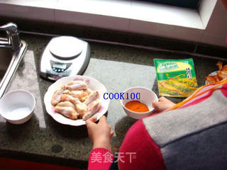 DIYCOOK100新奥尔良烤翅的做法步骤：1