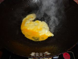 菠萝炒饭的做法步骤：2