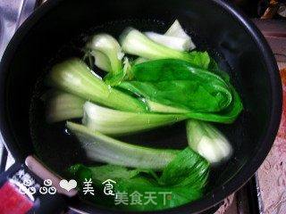 【海派经典】青菜鲜肉大馄饨的做法步骤:2