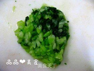 【海派经典】青菜鲜肉大馄饨的做法步骤:3