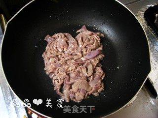 【春节养生】三丝炒猪肝的做法步骤：2