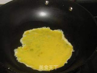香菇西芹蛋炒饭的做法步骤:3