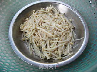 麻辣小凉菜——【拌金针菇】的做法步骤:3