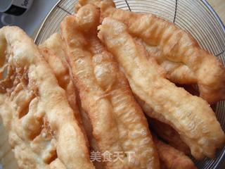 怎样炸出蓬松的健康油条的做法步骤:12