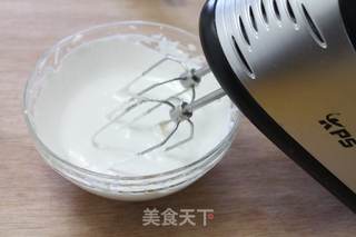 自己在家也可以做奶糖,奶香味十足的花生牛轧糖的做法步骤:5