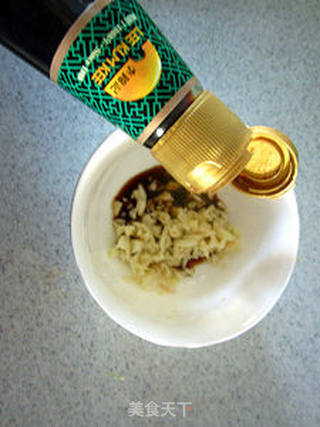 爽口惹味的“白灼豆芽茼蒿”的做法步骤:7