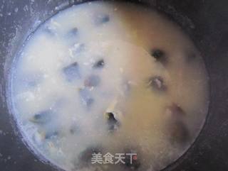 皮蛋瘦肉粥的做法步骤：10
