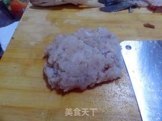 三色双菇鲈鱼饺子的做法步骤:5