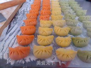 三色双菇鲈鱼饺子的做法步骤:14