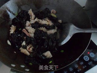 爆炒鱿鱼的做法步骤:7