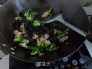 爆炒鱿鱼的做法步骤:8