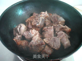 一锅出俩菜之——排骨炖粉条的做法步骤:5