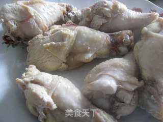东北家常菜--土豆干炖鸡翅根的做法步骤:3