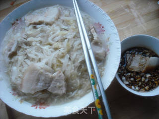 东北菜【酸菜汆白肉】的做法步骤：13
