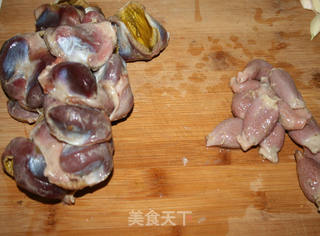 【自制卤水】密制卤鸡胗的做法步骤:2
