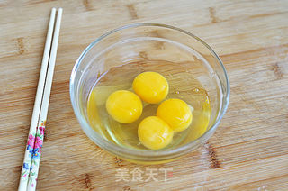 菠菜鸡蛋炖粉条的做法步骤:3