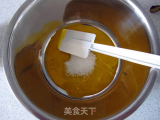 电饭煲巧克力香蕉蛋糕的做法步骤:3