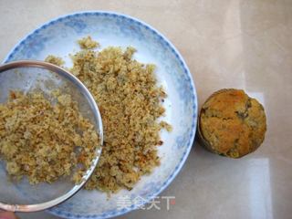 山寨大牌小点心—蛋糕巧克力雪球（仿版费列罗）的做法步骤：2