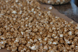 焦糖爆米花--Caramel Popcorn的做法步骤:8