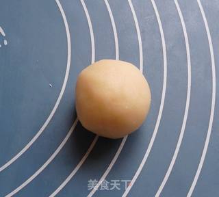 豆沙蛋黄酥的做法步骤:8