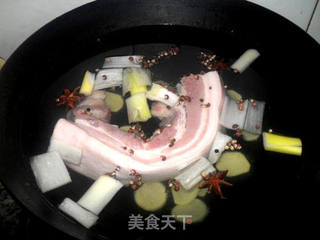 蒜香回锅肉的做法步骤:3