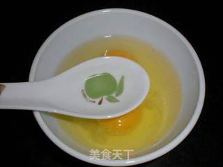 葱花炒鸡蛋的做法步骤：3