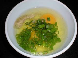 葱花炒鸡蛋的做法步骤：5