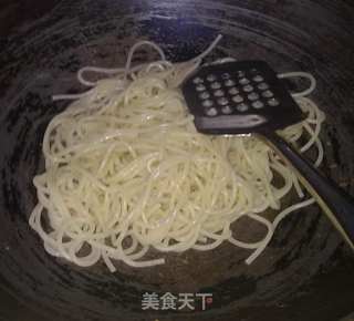 鸡丁番茄烩意面的做法步骤:6