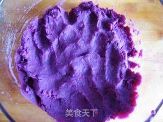 QQ紫薯球的做法步骤:3