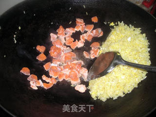 三文鱼炒饭的做法步骤:8