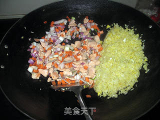 三文鱼炒饭的做法步骤:9